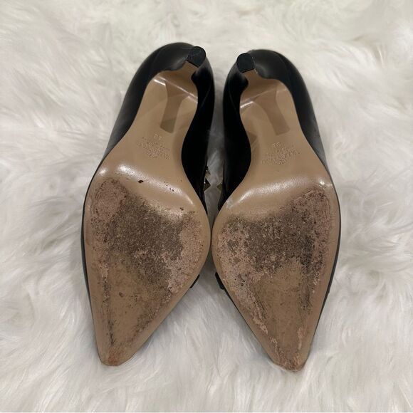 VALENTINO GARAVANI Nappa Rockstud Cross Strap d'Orsay Pumps - Picture 4 of 16